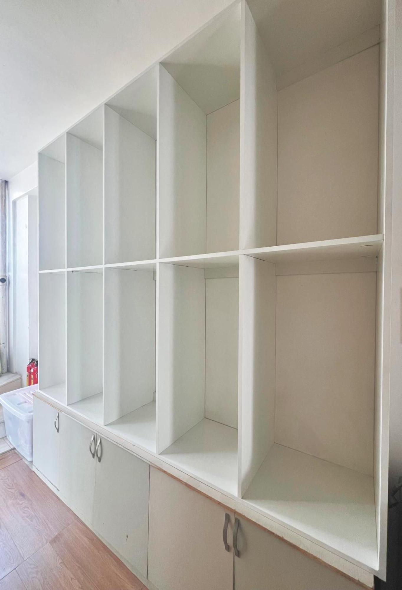 Station View - Lushstay Hostel Hanoi